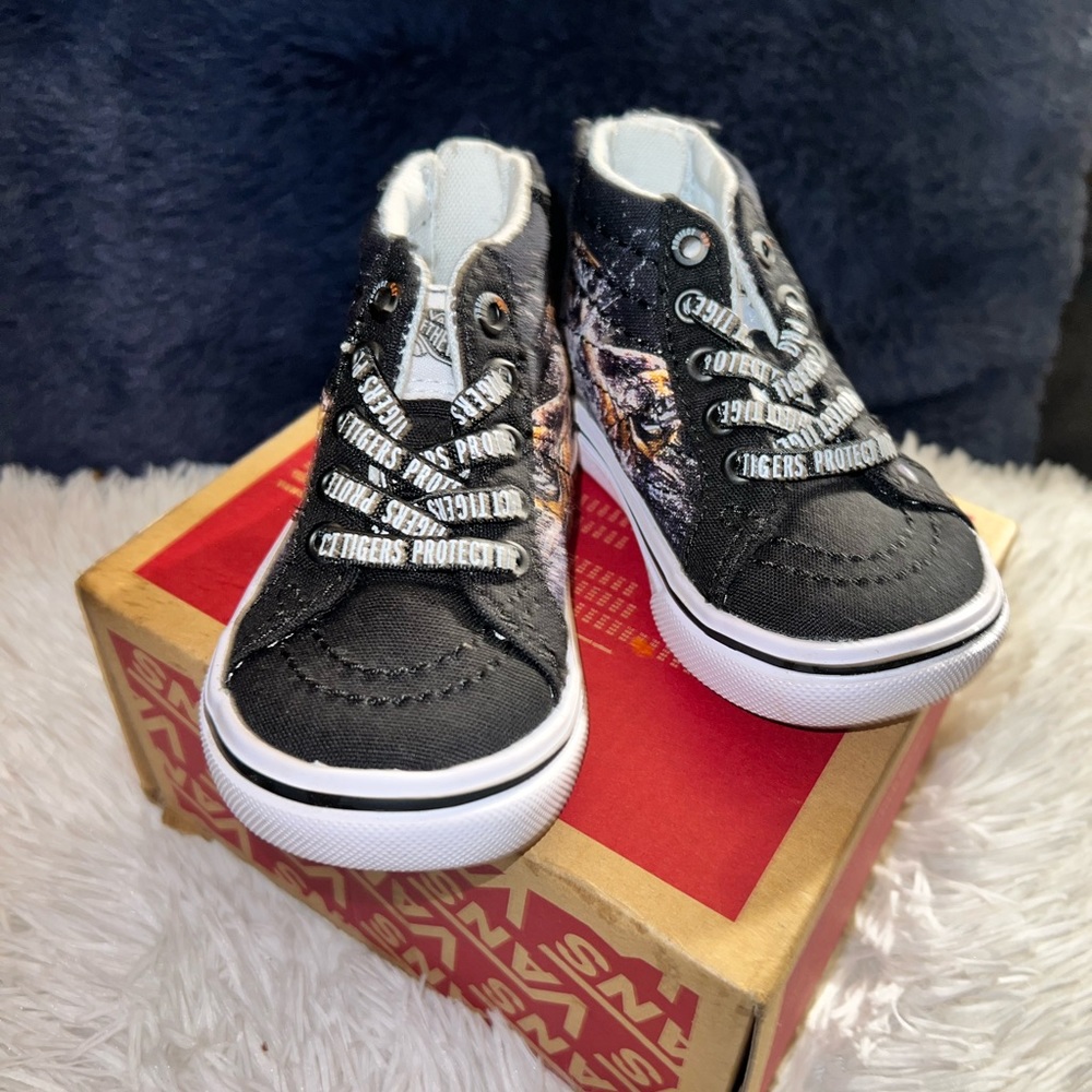 Vans Black and White Kids Sneakers